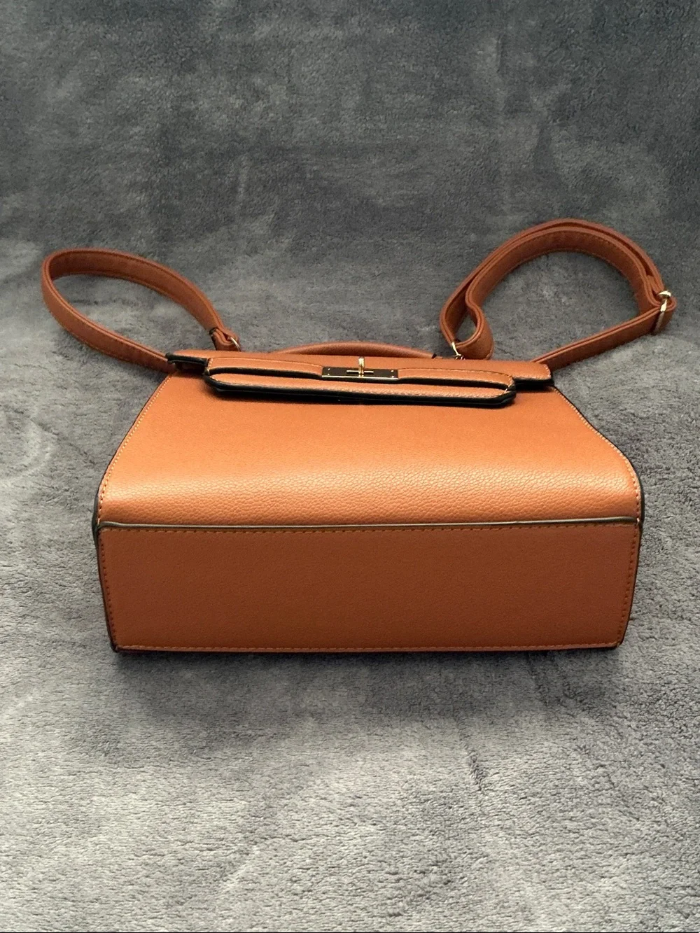 Unbranded outfit strap